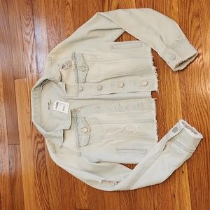 Distressed & Cropped Drnim Jacket